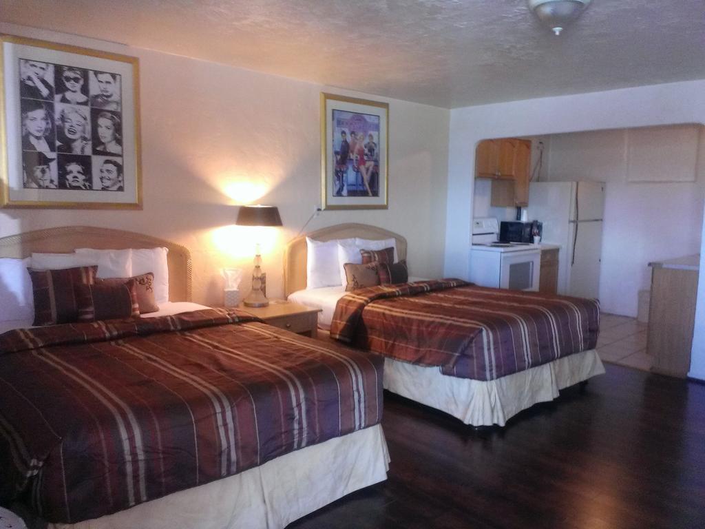 El Trovatore Motel Кингман Номер фото